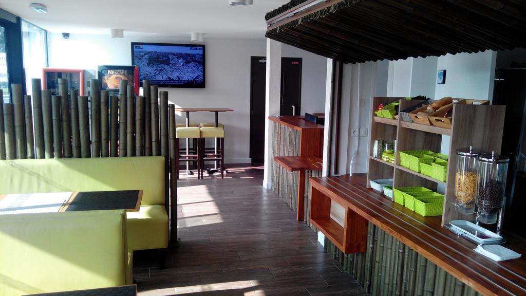 Green Hotels Fleury Merogis Esterno foto