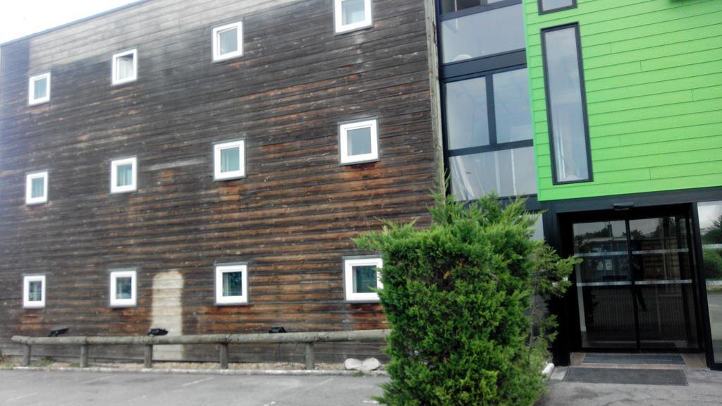 Green Hotels Fleury Merogis Esterno foto
